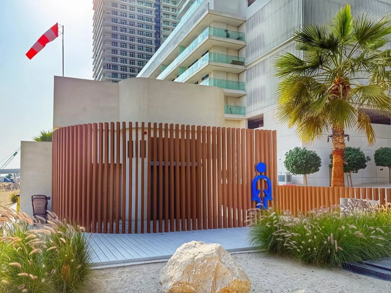 Seafront-Side Apartment With Beach Access, Pool, Gym, High Floor Dubai 0*,