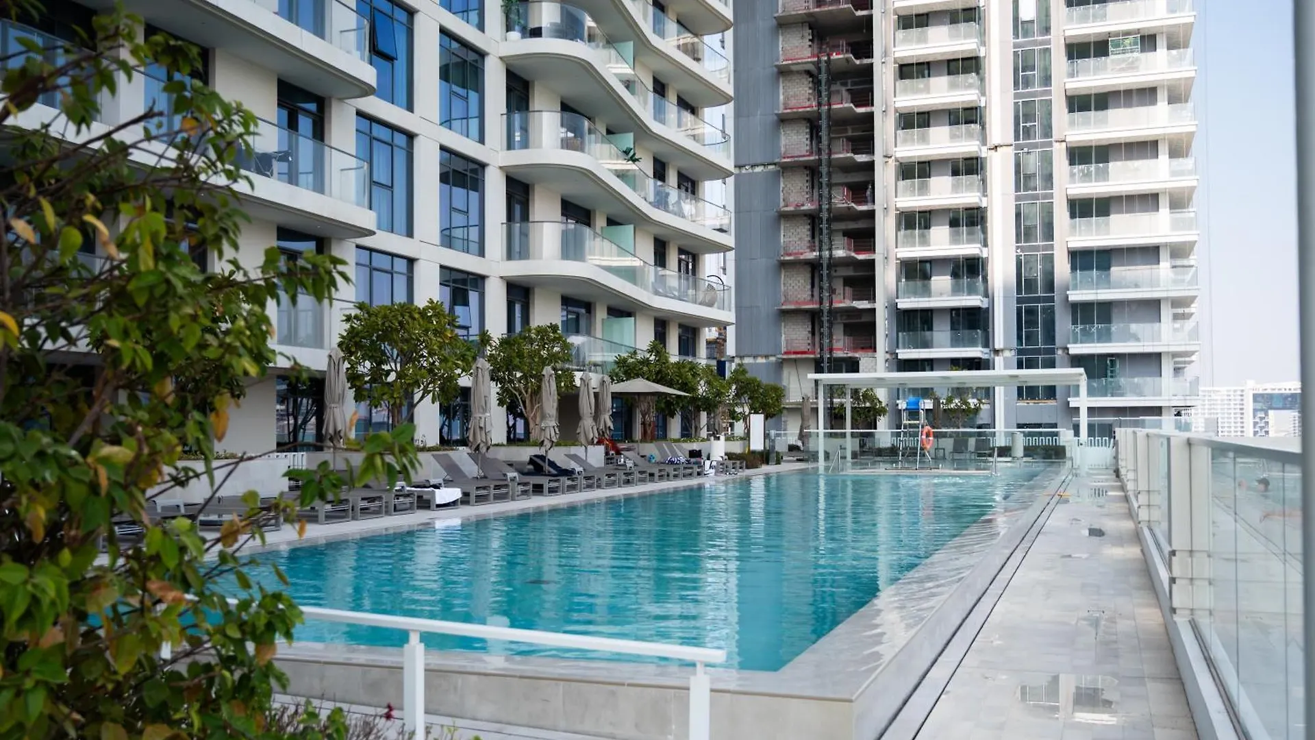 Seafront-Side Apartment With Beach Access, Pool, Gym, High Floor Dubai 0*,